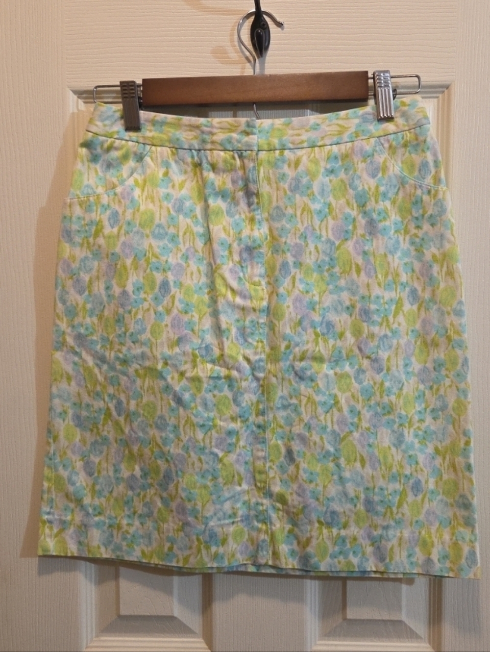 Liz Claiborne Lizsport Womens Skirt 4P Mini Pencil Picnic Pleasures 100% Cotton